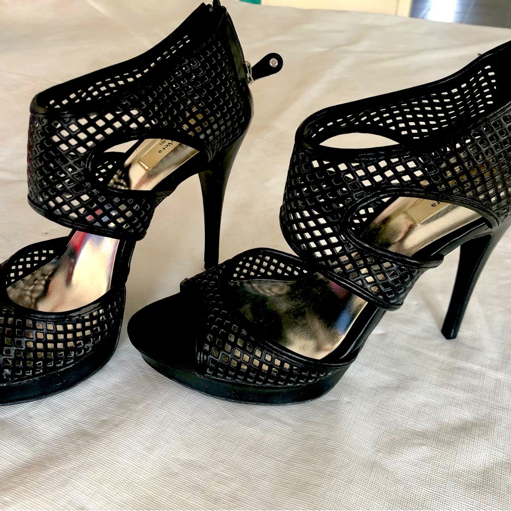 Vera Wang Heels- Size 10